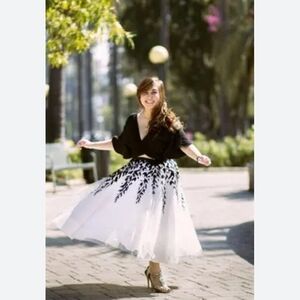 Tatyana Tulle A-line skirt Elegant Black and White Women's Skirt